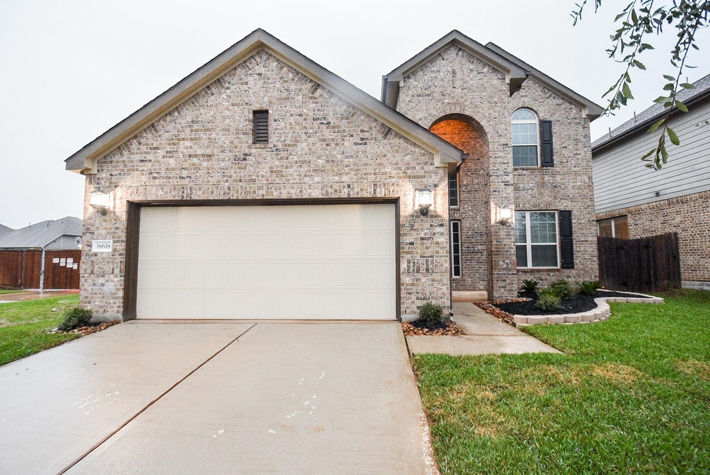 18618 Weeping Spring Drive - Photo 2