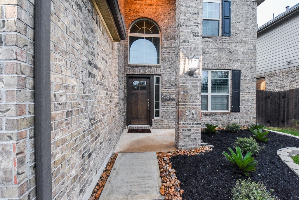 18618 Weeping Spring Drive - Photo 3