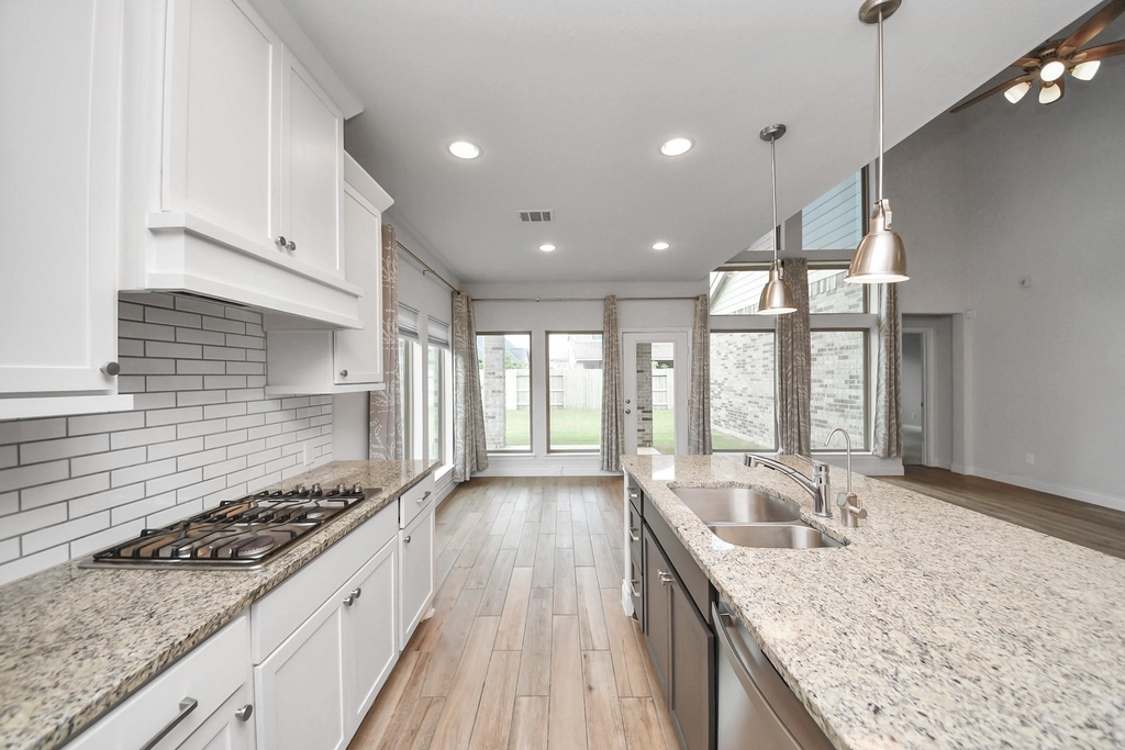 4218 Bald Cypress Court - Photo 9