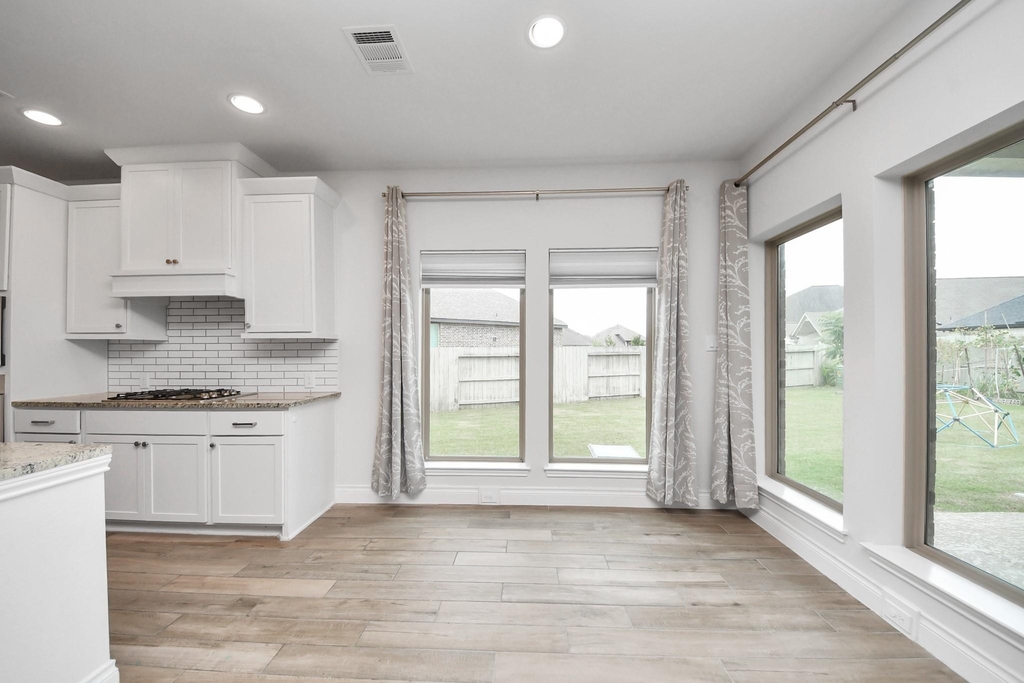 4218 Bald Cypress Court - Photo 8