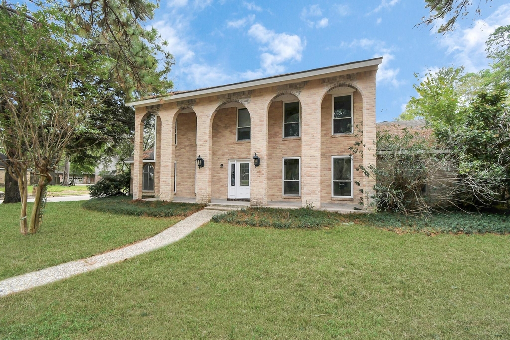 17903 Nanes Drive - Photo 3