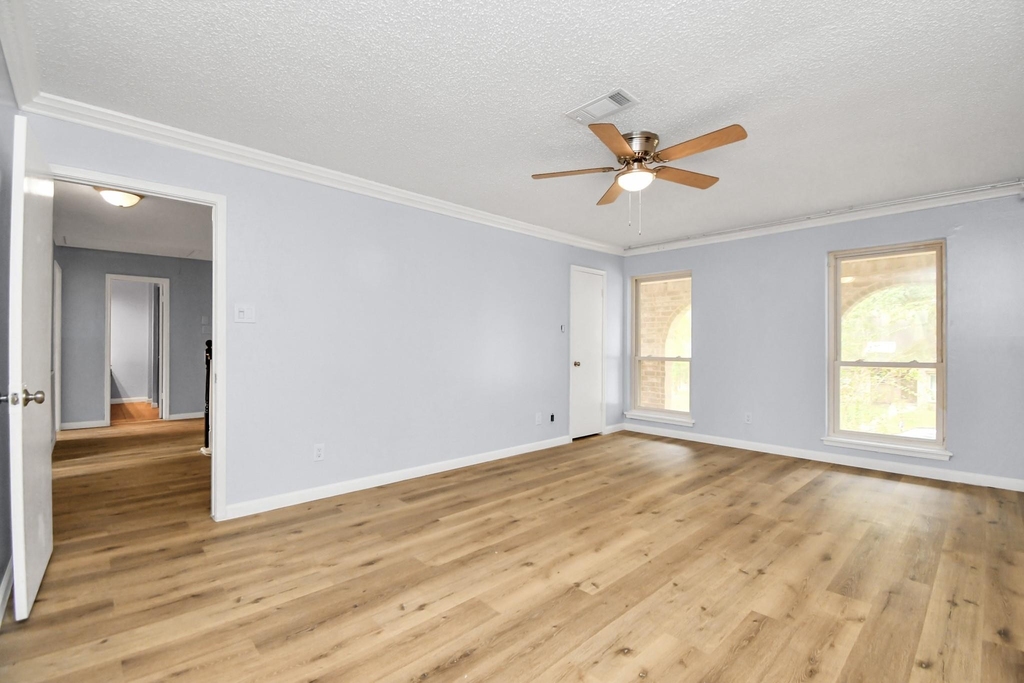 17903 Nanes Drive - Photo 38