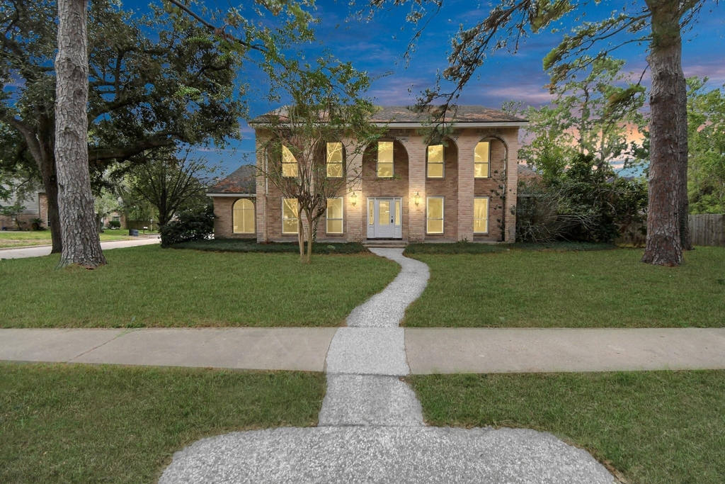 17903 Nanes Drive - Photo 4