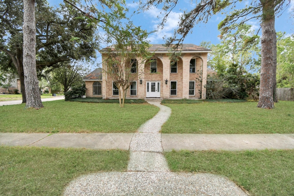 17903 Nanes Drive - Photo 1