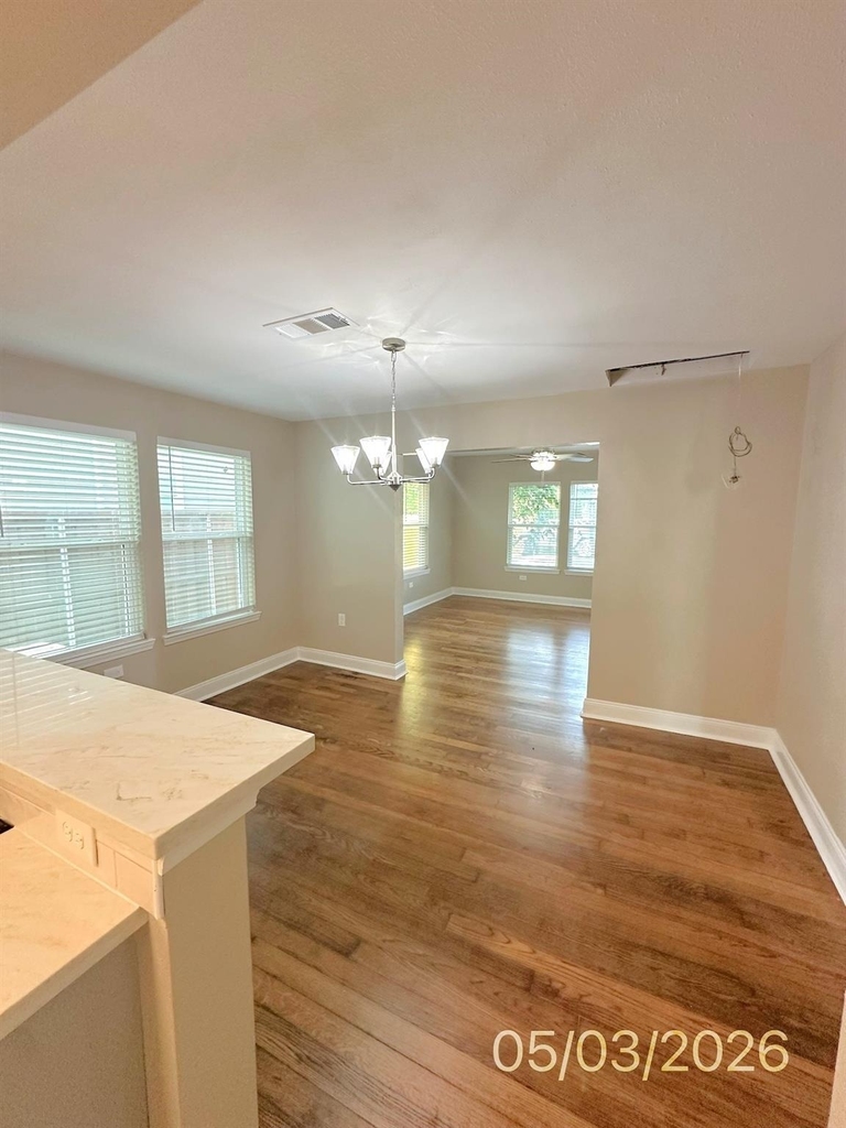 1209 Cordell Street - Photo 6
