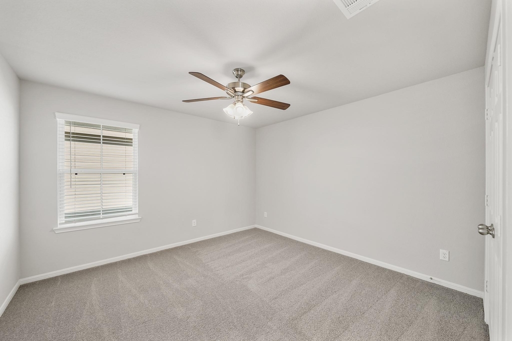 13427 Lucky Bill Lane - Photo 8