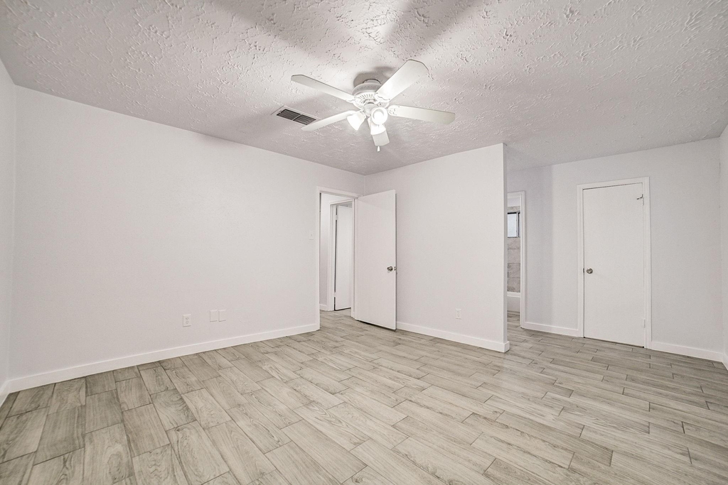3918 Cypressdale Drive - Photo 26