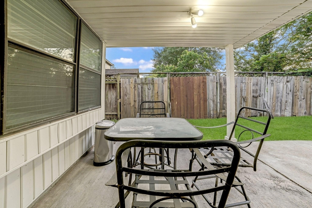 3918 Cypressdale Drive - Photo 36