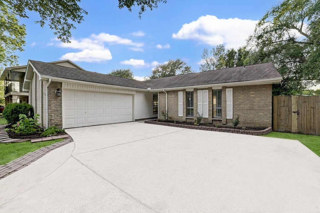 3918 Cypressdale Drive - Photo 0
