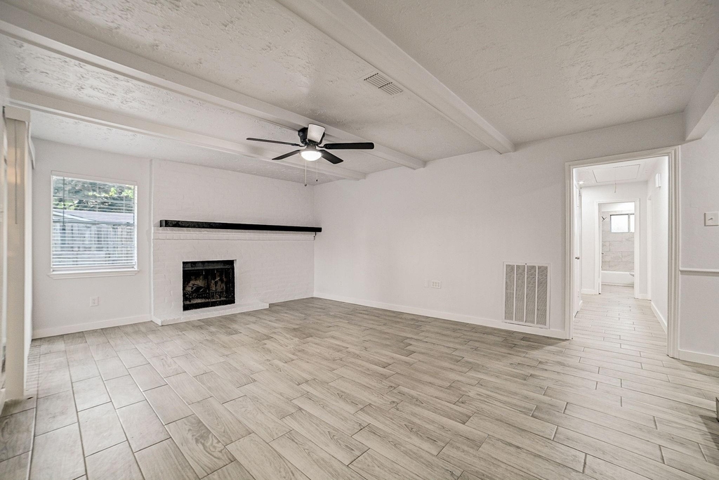 3918 Cypressdale Drive - Photo 15