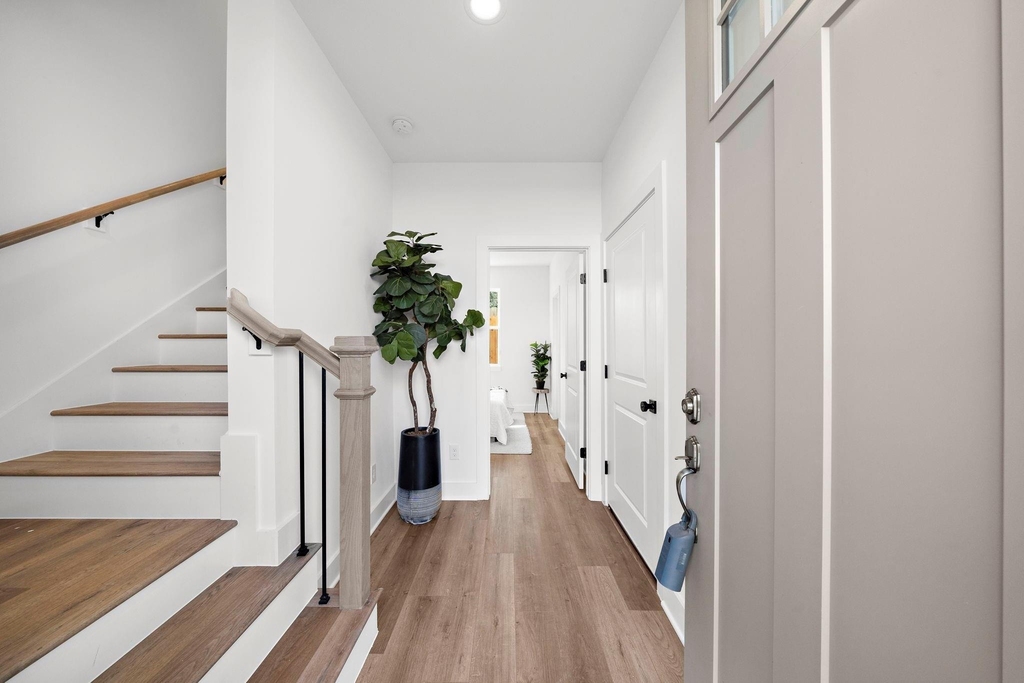835 Elkhart Street - Photo 7