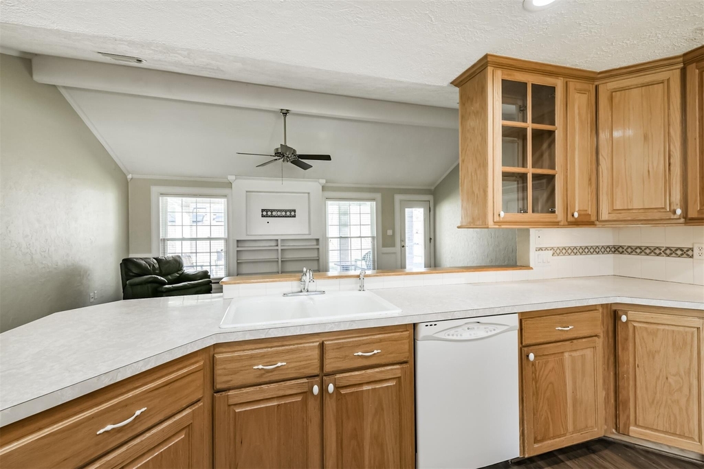 23227 Briarcreek Boulevard - Photo 11