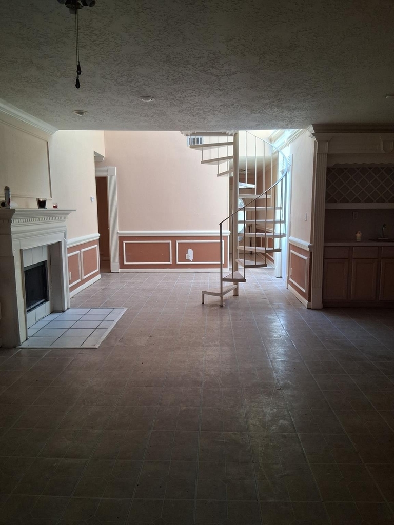 12323 W Bellfort Street - Photo 3