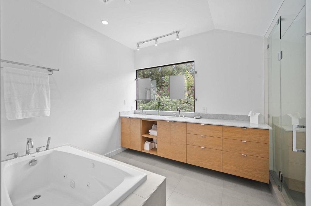10 Inwood Oaks Drive - Photo 34