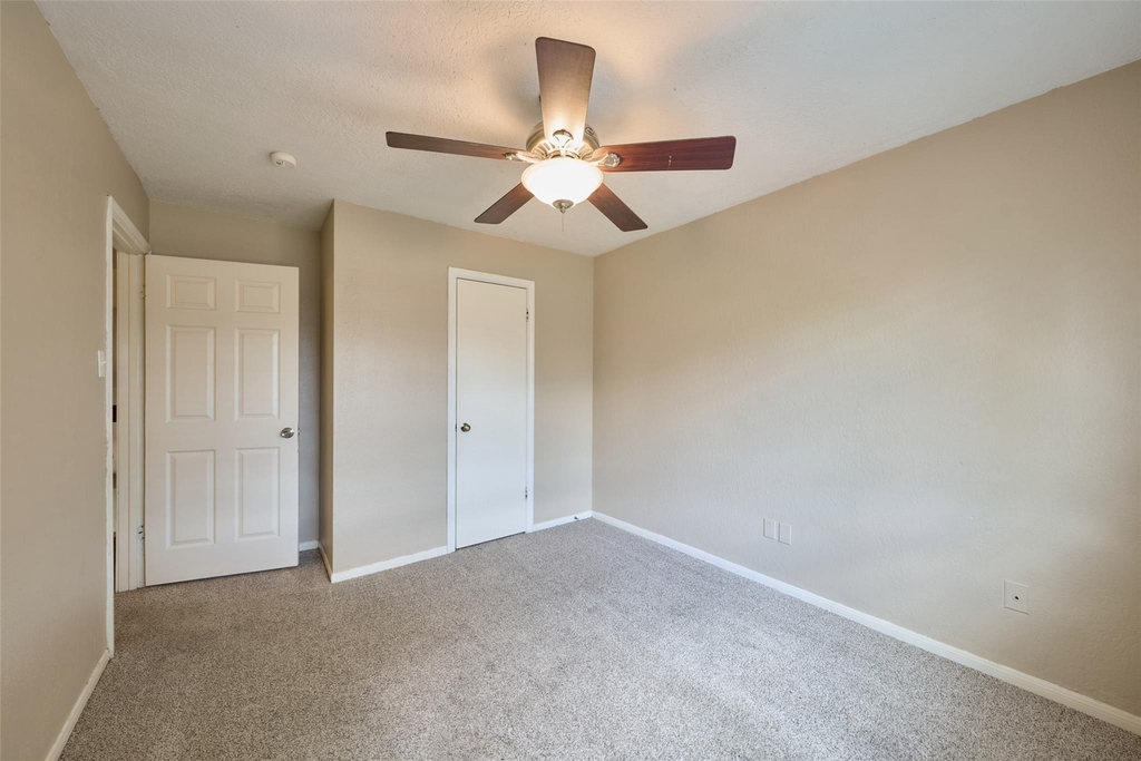 23311 Grand Rapids Lane - Photo 23