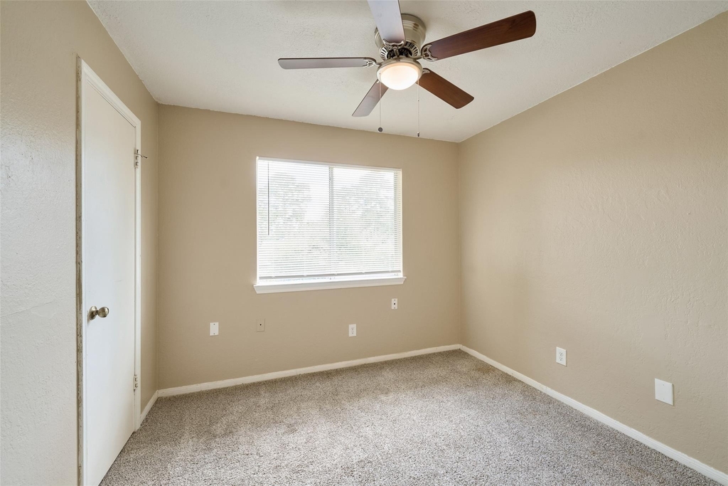 23311 Grand Rapids Lane - Photo 25