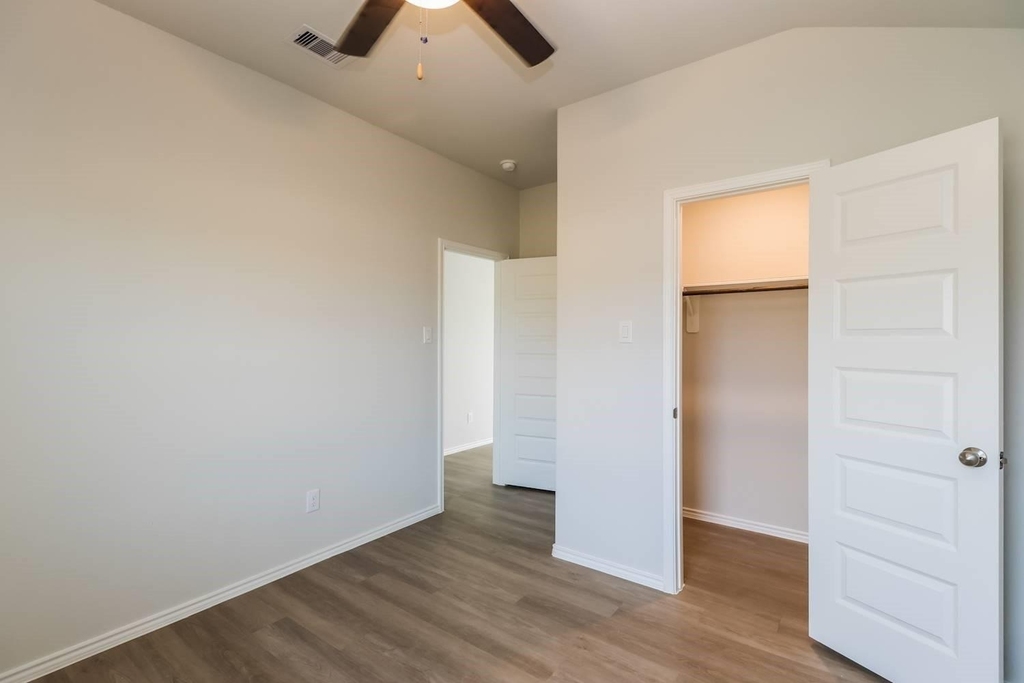 10703 Sunlit Street - Photo 14