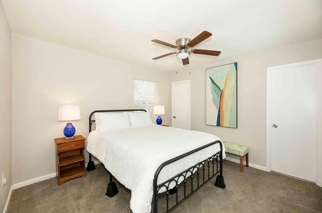 1407 E 35th Street - Photo 15