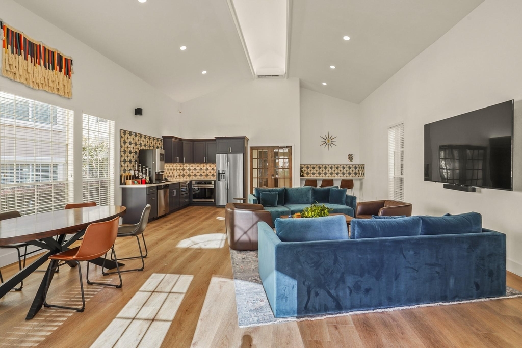 3231 Allen Parkway - Photo 15
