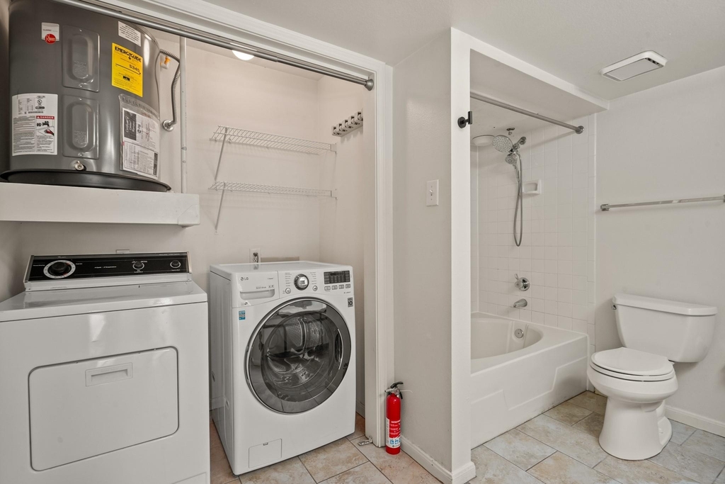 3231 Allen Parkway - Photo 10