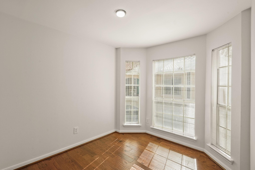 3231 Allen Parkway - Photo 5