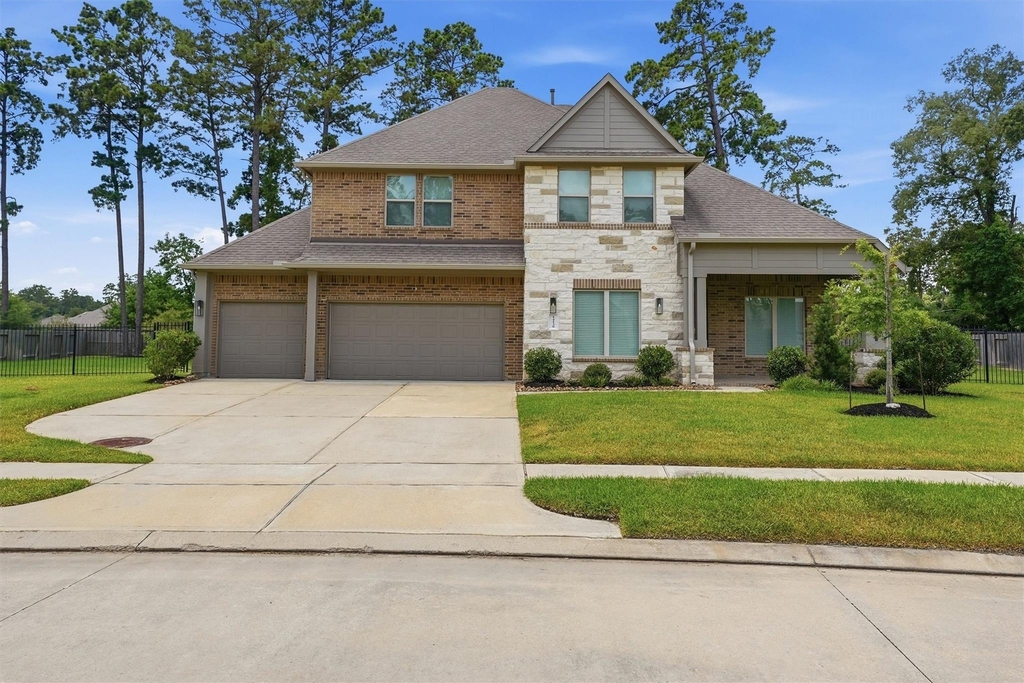 14130 Aspen Woods Court - Photo 0
