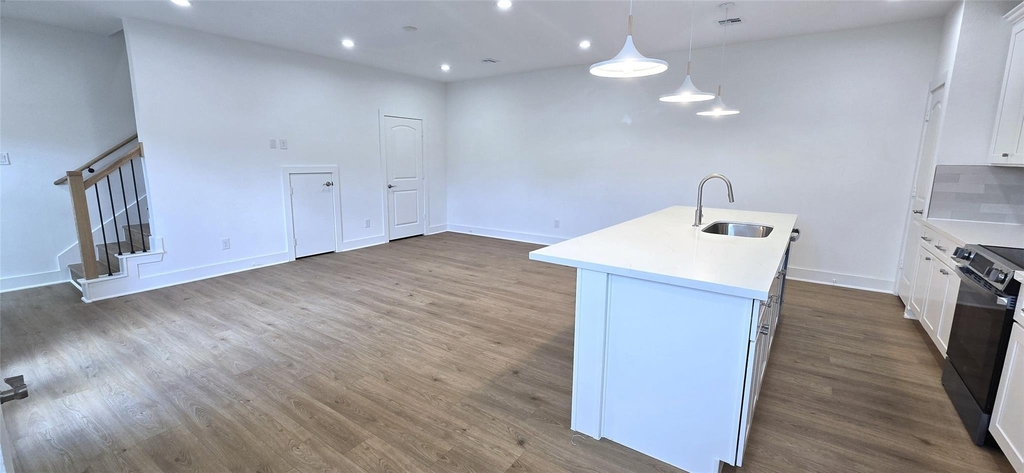 1475 Ferguson Way - Photo 5