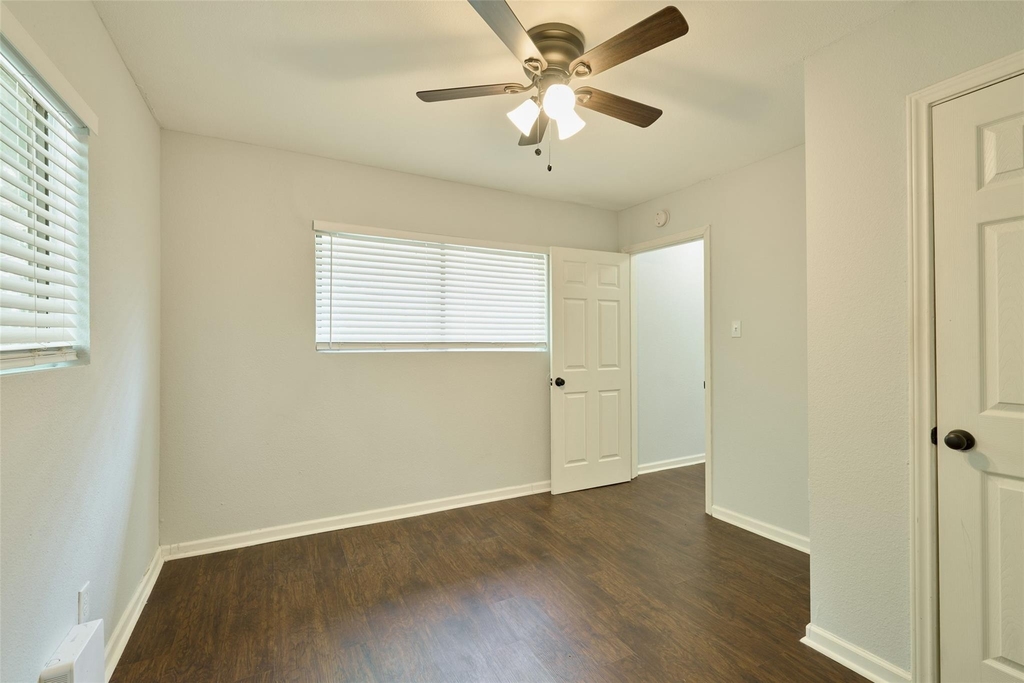 51 Harbour Row - Photo 14