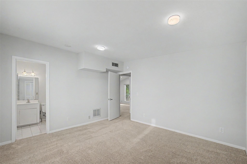 2723 Nottingham Street - Photo 30