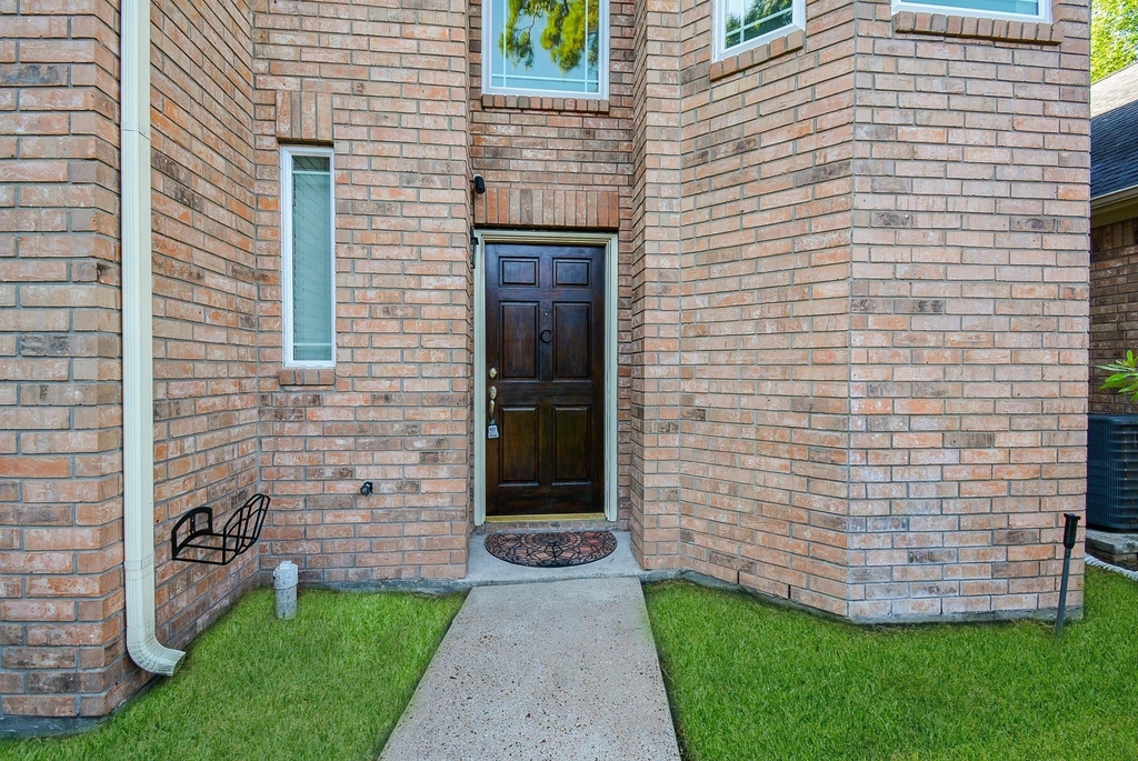 16407 N Eldridge Parkway - Photo 1