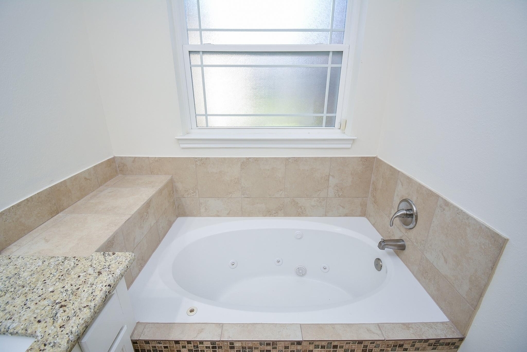 16407 N Eldridge Parkway - Photo 32