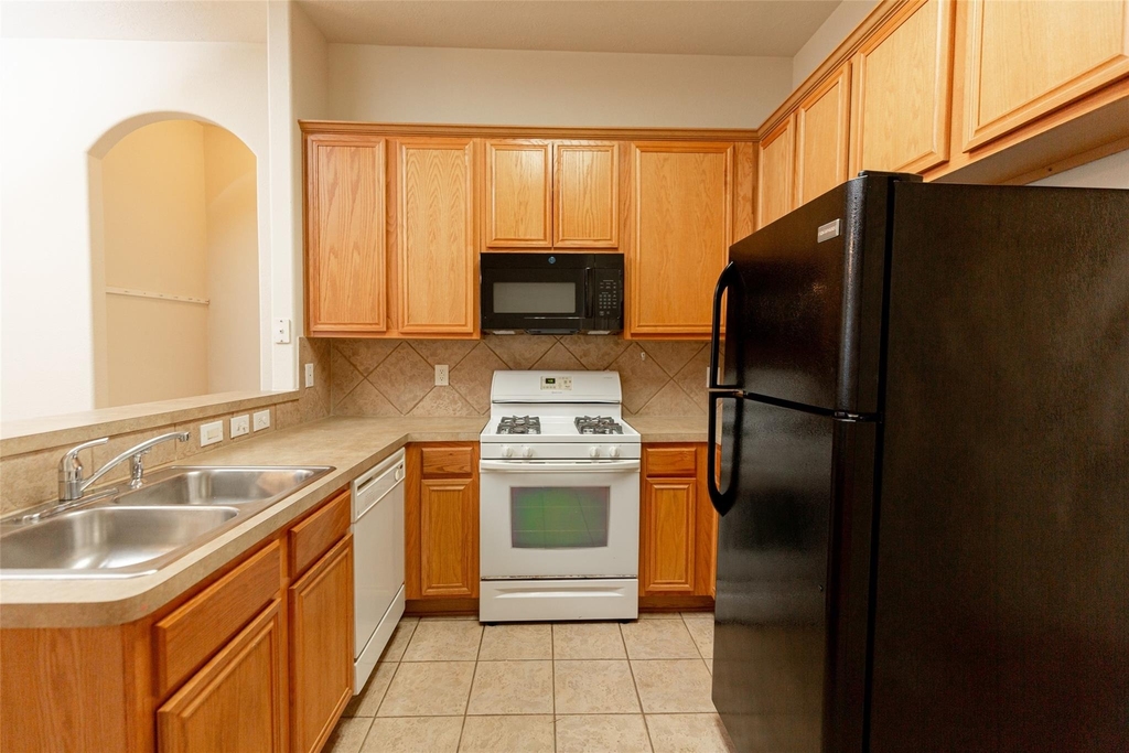 10218 W Palm Lake Drive - Photo 14