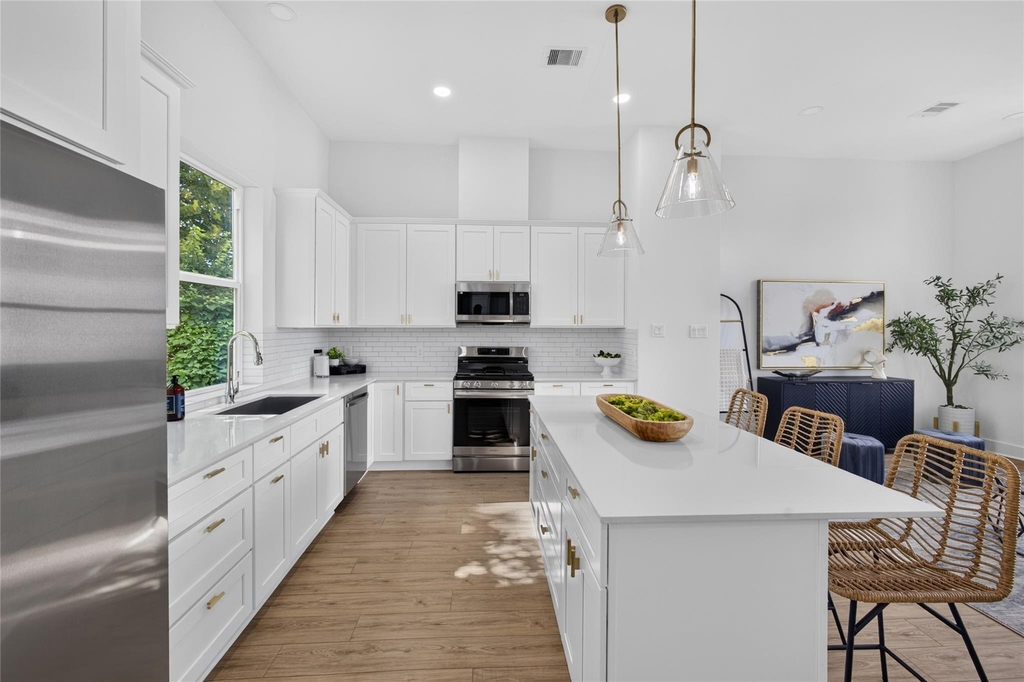 835 Rachel Street - Photo 11