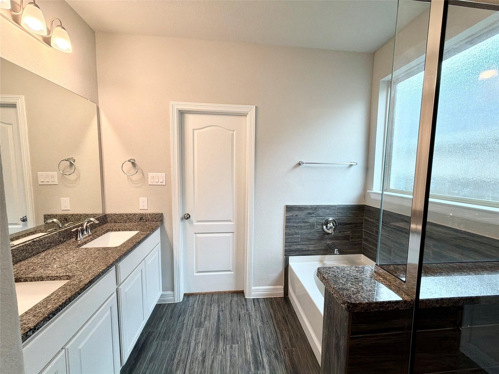 415 Northern Pike Drive - Photo 17