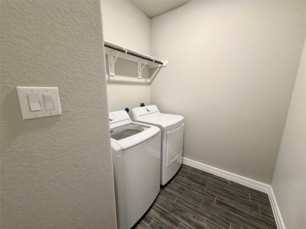 415 Northern Pike Drive - Photo 10
