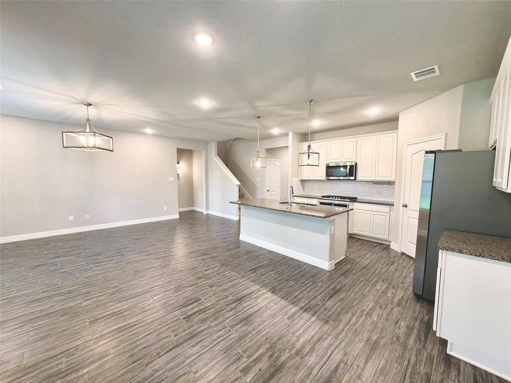 415 Northern Pike Drive - Photo 5