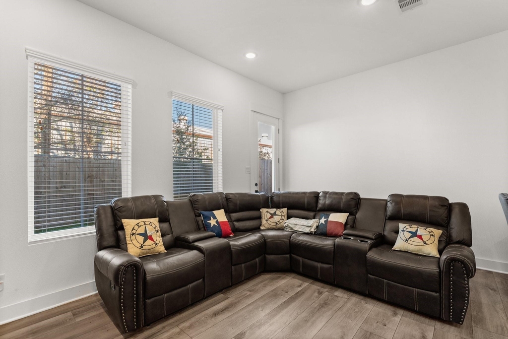 2928 Stevens Street - Photo 7