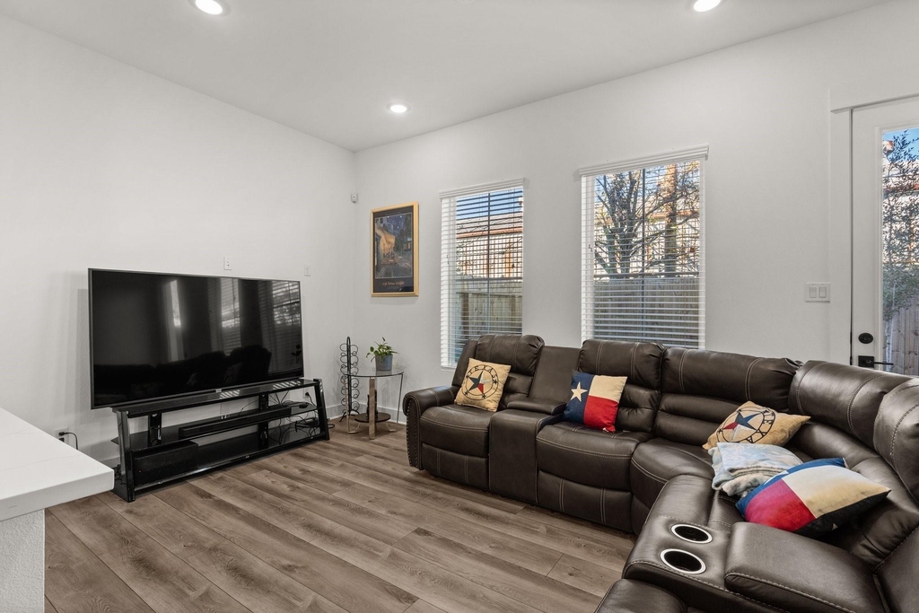 2928 Stevens Street - Photo 8