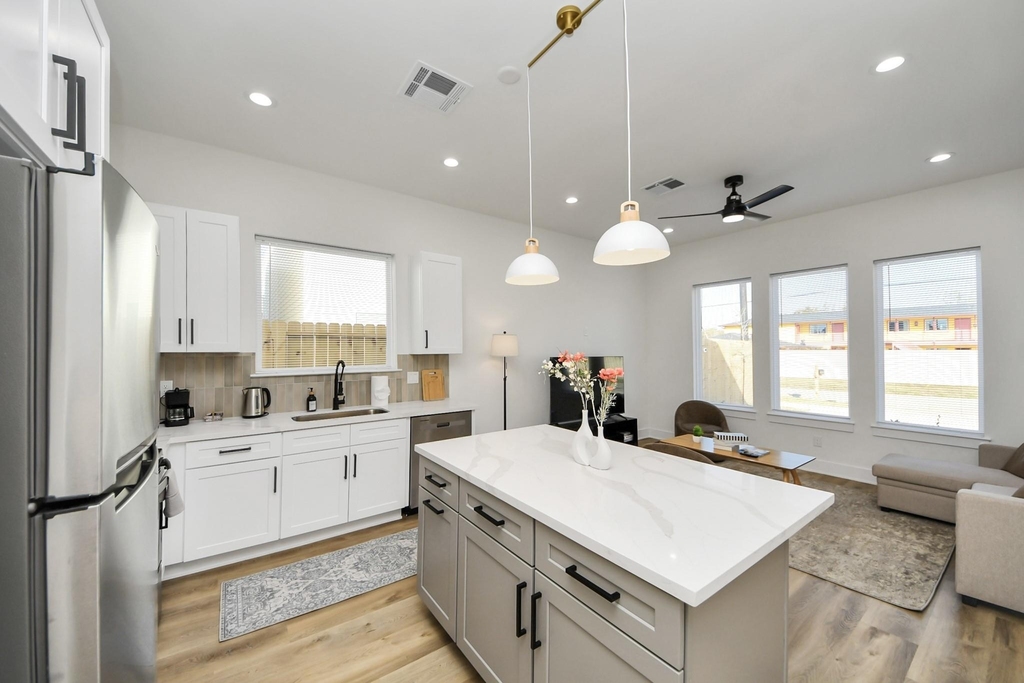 3909 Maggie Street - Photo 4