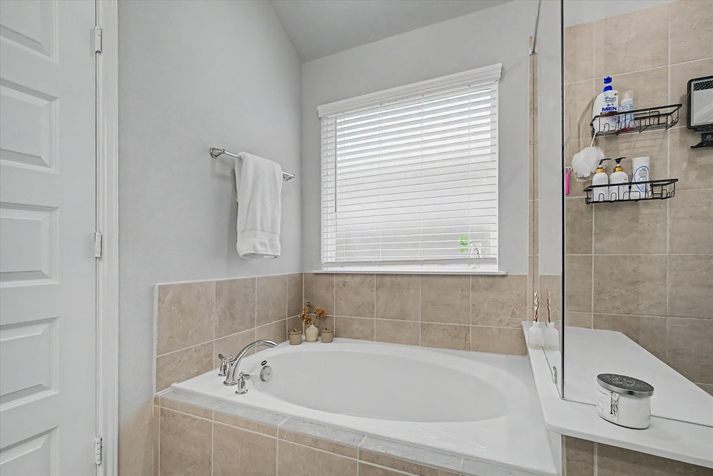 10842 Cliffs View Drive - Photo 24