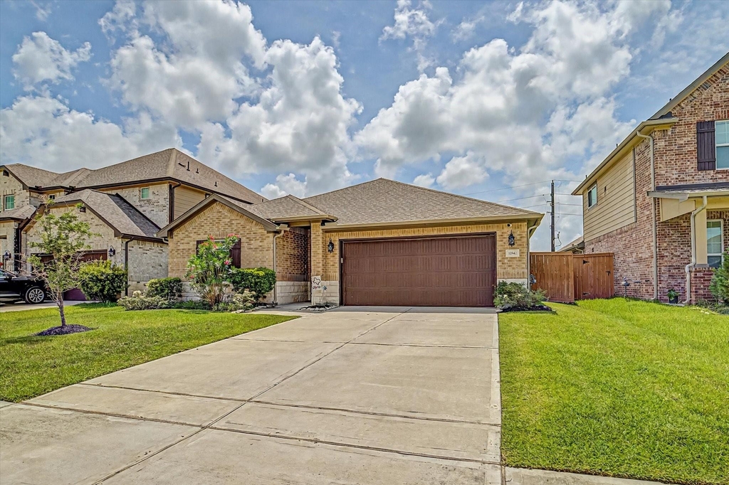 10842 Cliffs View Drive - Photo 1