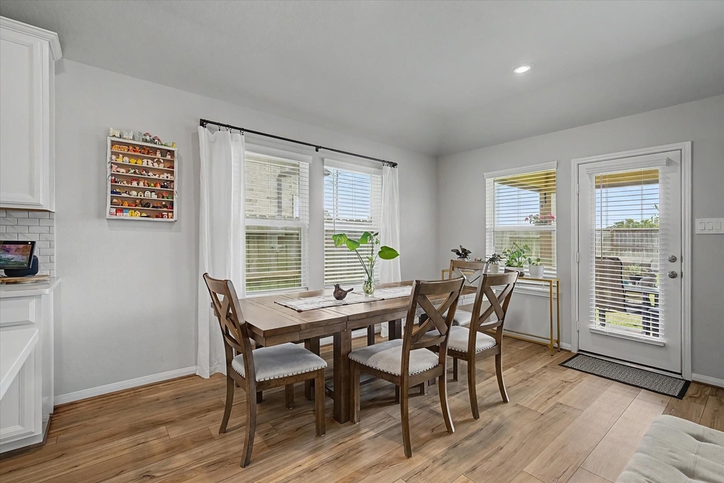 10842 Cliffs View Drive - Photo 9