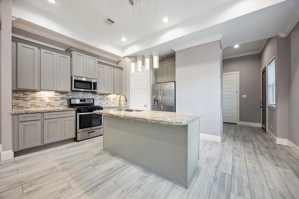2807 Wichita Street - Photo 3