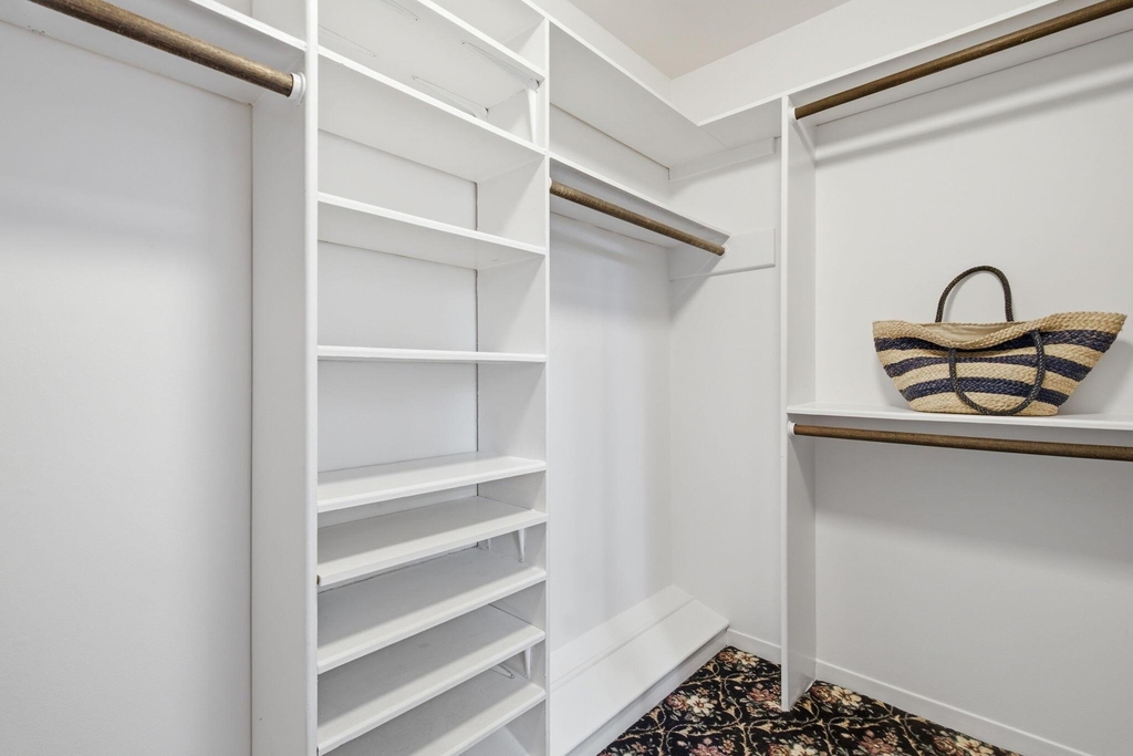 2810 Lake View Drive - Photo 34