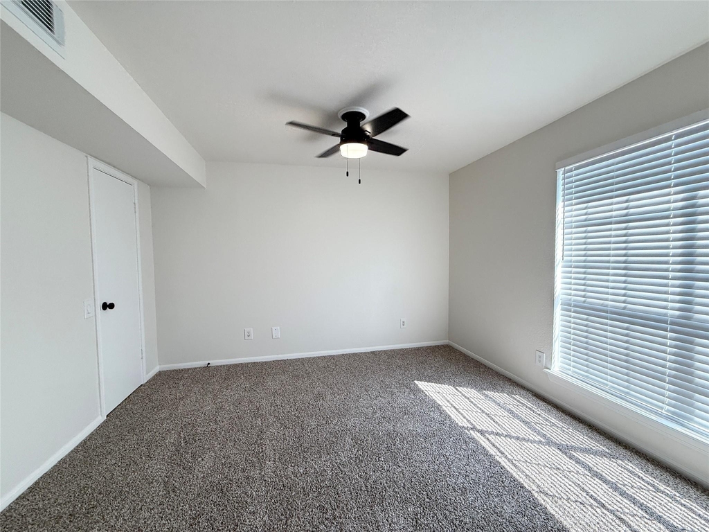 1860 White Oak Drive - Photo 15