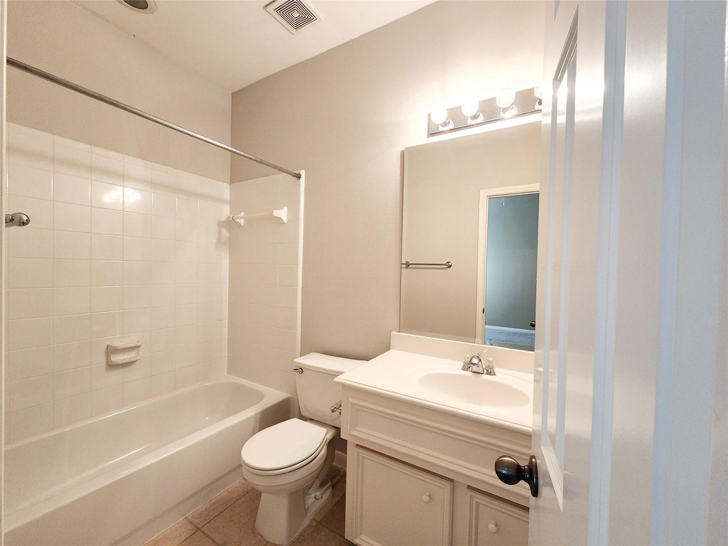 2637 W Dallas Street - Photo 17