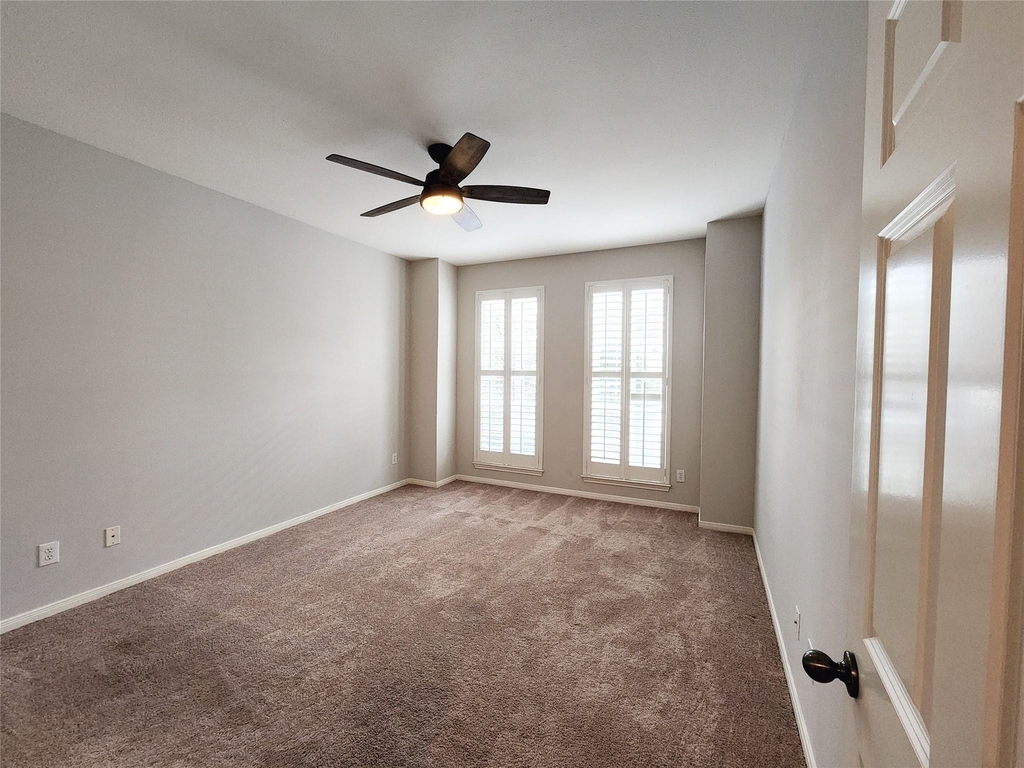 2637 W Dallas Street - Photo 3
