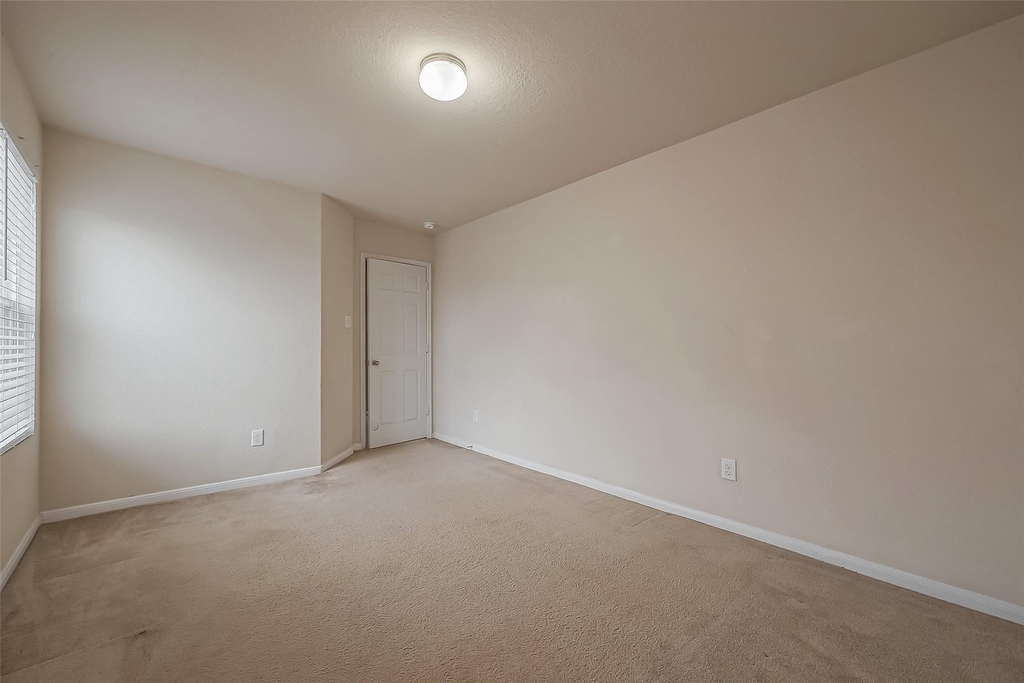 13510 Dahlia Green Way - Photo 30