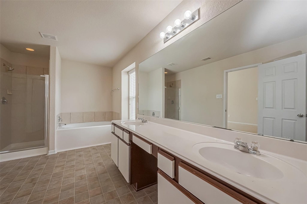 13510 Dahlia Green Way - Photo 40