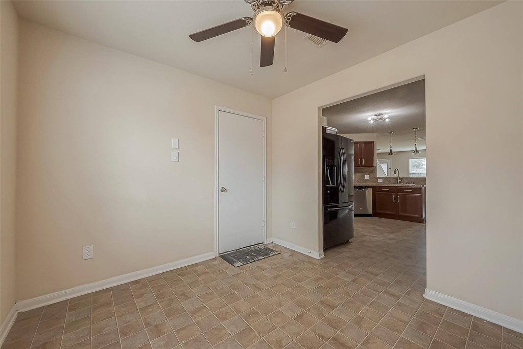 13510 Dahlia Green Way - Photo 18
